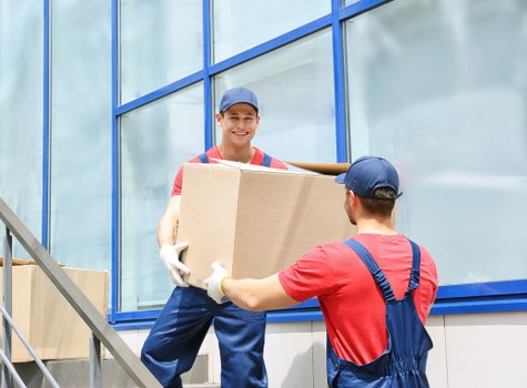 Removal team preparing a move in Spitalfields street