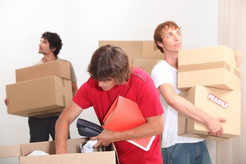 Moving van service for removals in Spitalfields streets