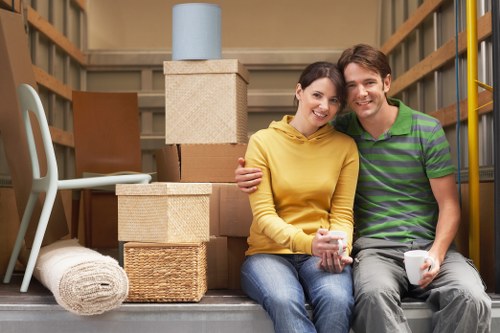 Packing and loading support for a home move in Spitalfields