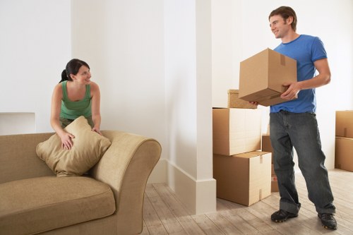 Preparation checklist for a removal truck hire move in Spitalfields